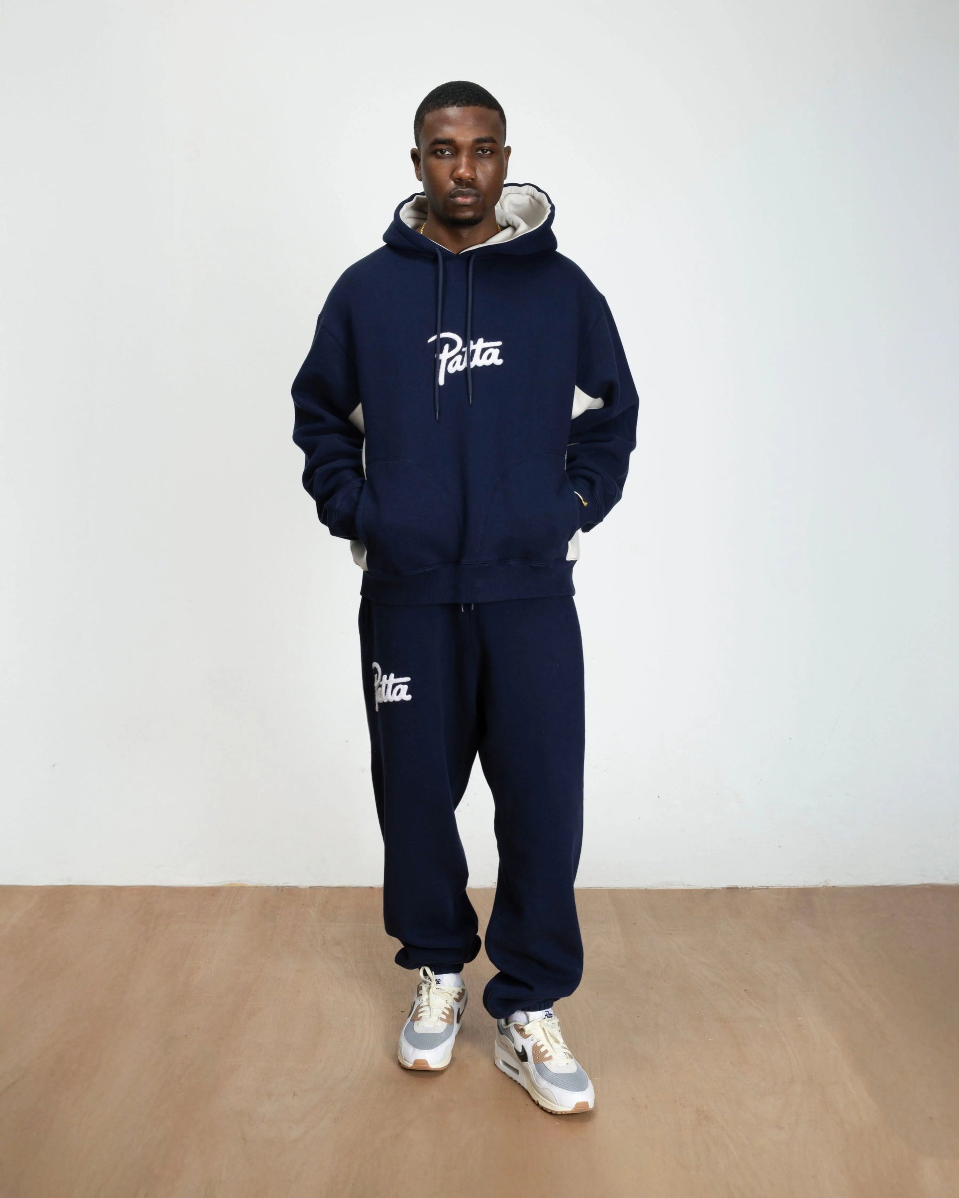 Patta Chenille Logo Hooded Sweater (Black Iris)